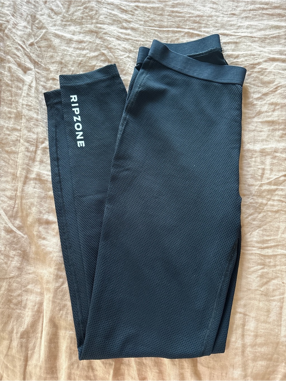 Ripzone Black Textured High-Rise Leggings Base Layer